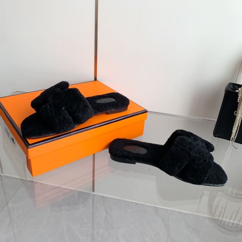 Hermes Slippers